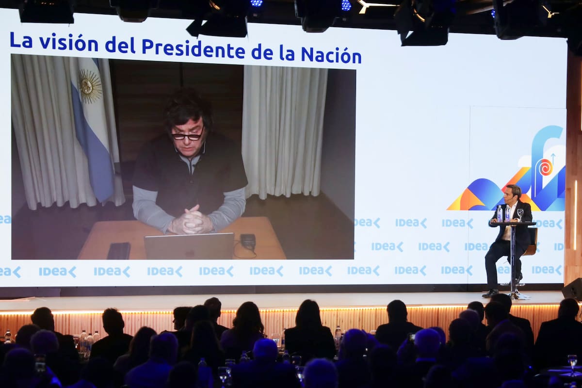 El presidente Javier Milei dialogó con José Del Río