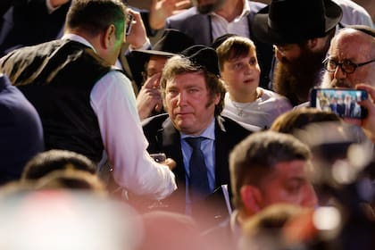 El presidente Javier Milei durante el festejo de Janucá, este martes por la noche.