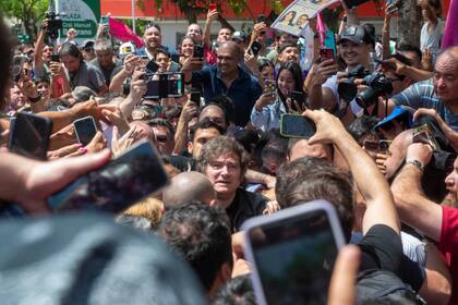 El presidente Javier Milei en actos de campaña rumbo a la elección del 26 de octubre