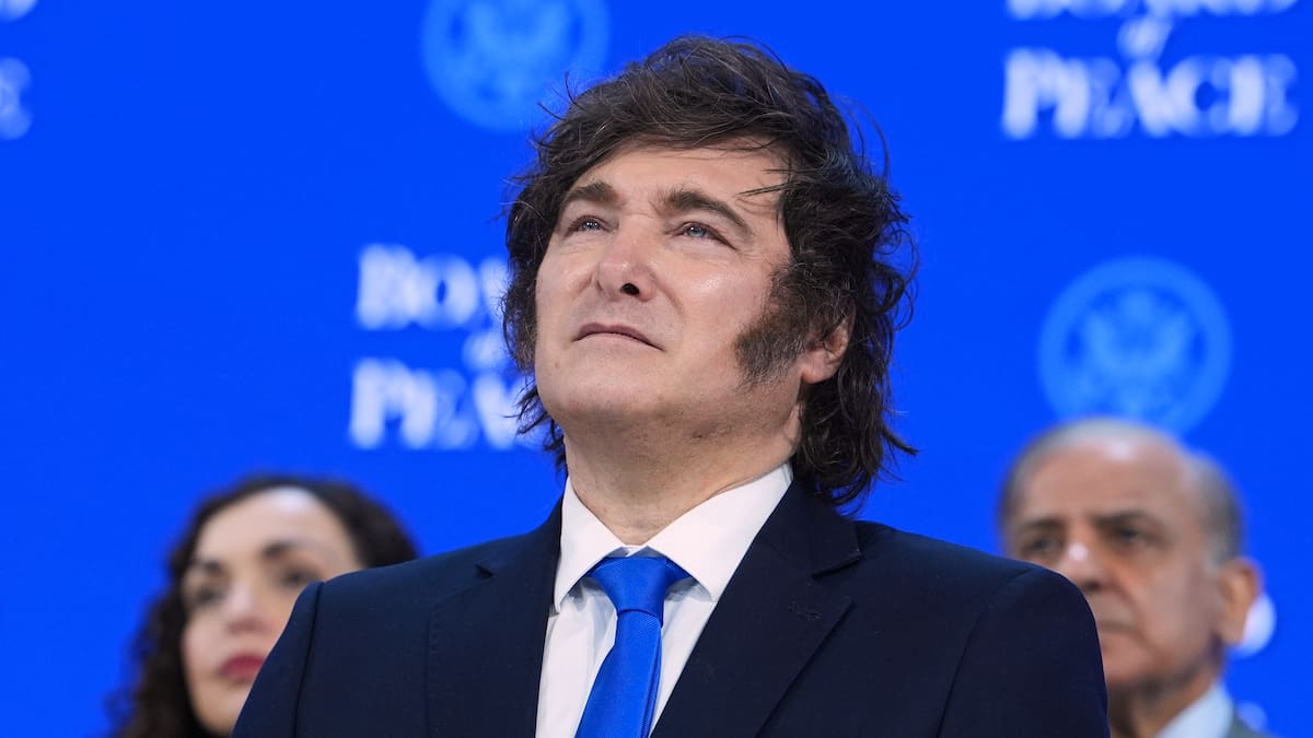 En medio de los disturbios en Francia, Milei recordó su discurso de 2024 en Davos