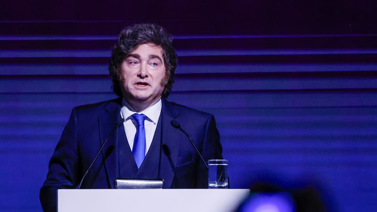 Milei defiende el Tesla de Quintar mientras Adorni es investigado por enriquecimiento ilícito