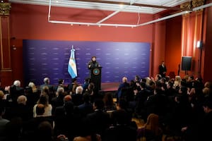 Milei reunió a los legisladores oficialistas en la Casa Rosada y fijó las nuevas prioridades
