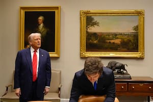 El Presidente Javier Milei firmó el Libro de Visitas de Honor de la Casa Blanca de los Estados Unidos, junto al Presidente Donald Trump.