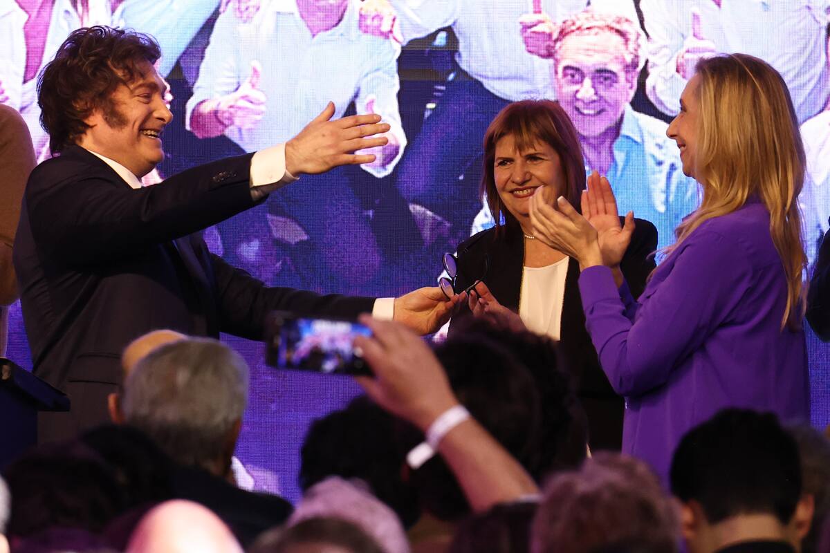 El presidente Javier Milei , Karina Milei y Patricia Bullrich