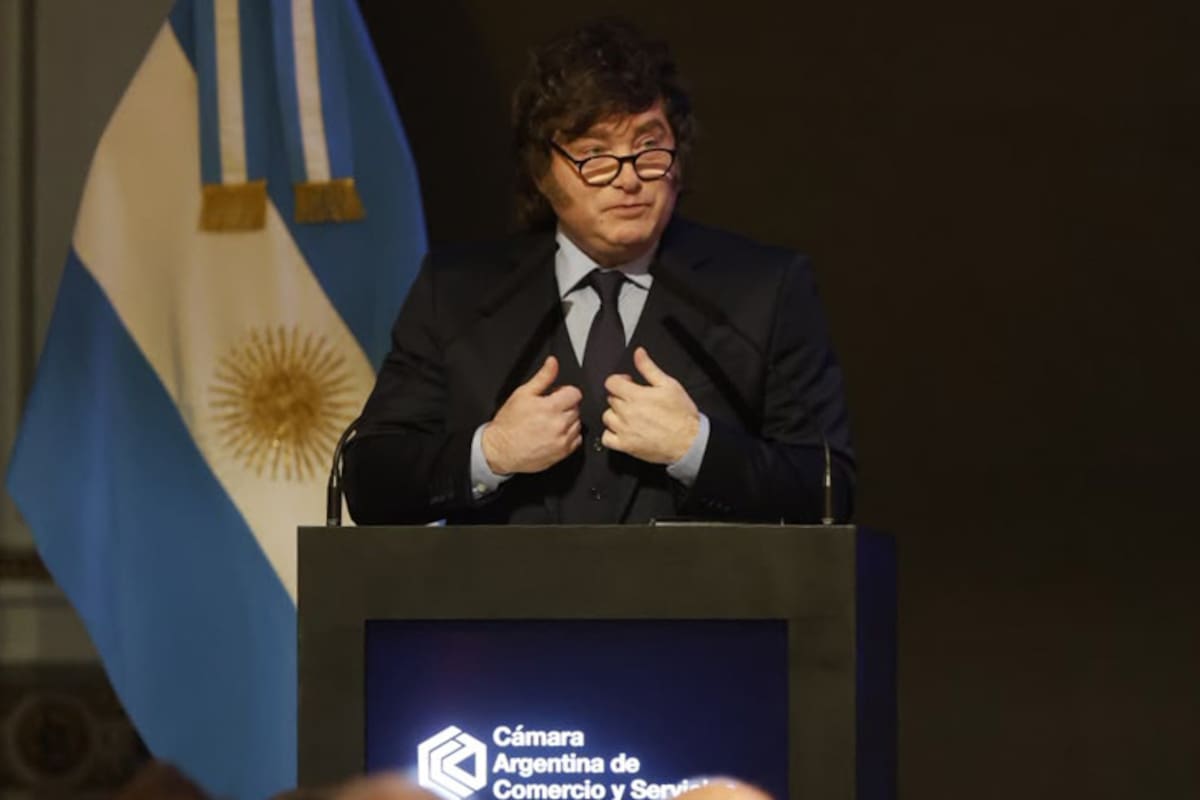 El Presidente Javier Milei participa de la 23° edición del Council of The Americas “Argentina: Perspectivas Económicas y Políticas”, organizada por Americas Society/Council of the Americas (AS/COA) junto con la Cámara Argentina de Comercio y Servicios (CAC), en el Alvear Palace Hotel.