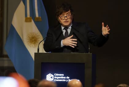 El presidente Javier Milei repasó los principales indicadores de su gestión ante empresarios, gobernadores y funcionarios