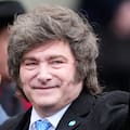 Funcionarios y dirigentes políticos celebraron la victoria de la selección argentina ante Inglaterra
