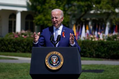 El presidente Joe Biden en el evento para conmemorar la aprobación de la nueva ley sobre tenencia de armas en la Casa Blanca en Washington, el 11 de julio del 2022.  (Foto AP/Evan Vucci)