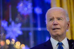 El presidente Joe Biden habla durante una celebración de Hanukkah en la Sala Este de la Casa Blanca en Washington, el lunes 16 de diciembre de 2024. (Foto AP/Rod Lamkey, Jr.)