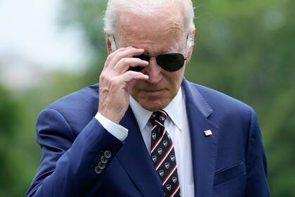 El presidente Joe Biden utiliza un dispositivo que le ayuda a controlar su respiración mientras duerme