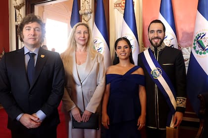Javier y Karina Milei, en la asunción de Nayib Bukele