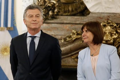 El presidente Mauricio Macri y la ministra de Seguridad, Patricia Bullrich