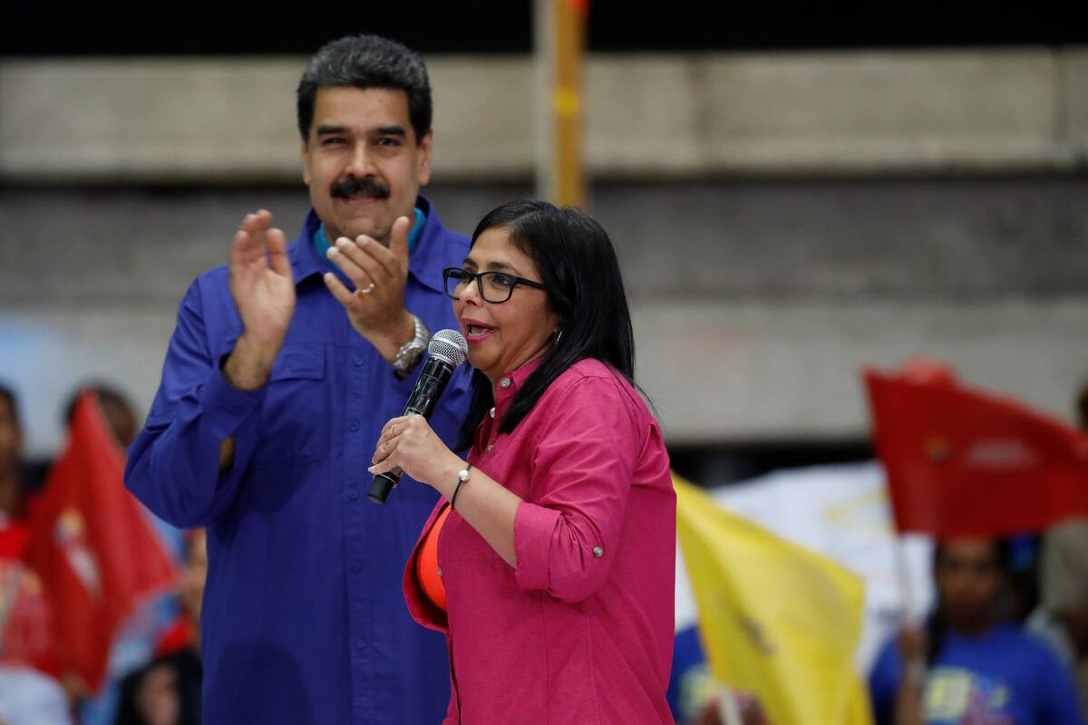 El presidente Nicolás Maduro anunció la noticia junto a Delcy Rodríguez