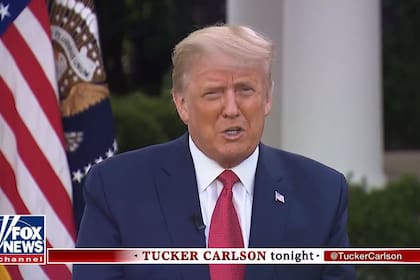 El presidente norteamericano empezó a criticar a Fox News, su fiel aliado, tras las elecciones y ahora apuesta por Newsmax