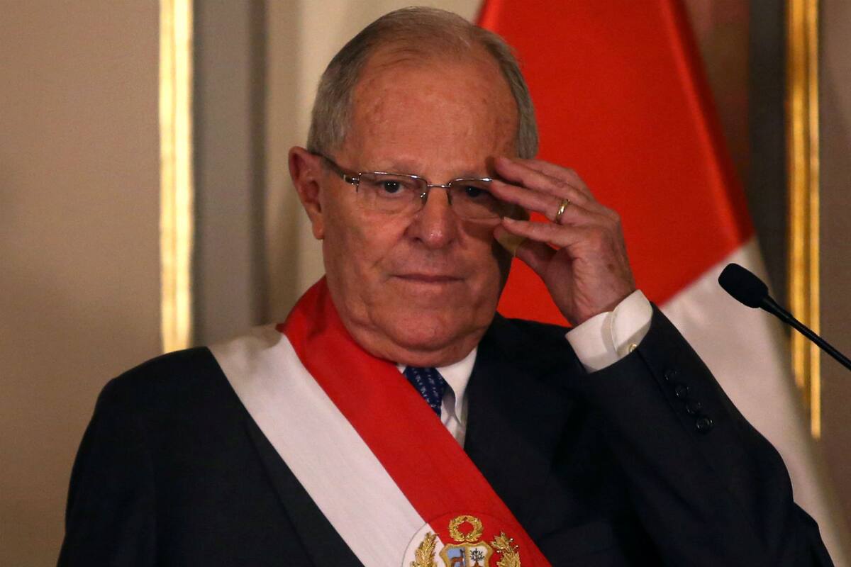 El presidente peruano, Pedro Pablo Kuczynski, cada vez más aislado