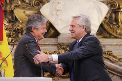 El Presidente recibió a Guillermo Lasso, que está de visita oficial por la Argentina, e hicieron una declaración conjunta desde la Casa Rosada