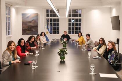El Presidente recibió a las funcionarias más importantes de su gobierno