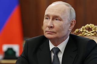Putin, tan debilitado como peligroso