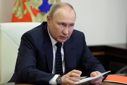 El presidente ruso Vladimir Putin durante una reunión en Moscú, el viernes 20 de mayo de 2022. (Mikhail Metzel, Sputnik, Kremlin Pool Photo via AP, Archivo)