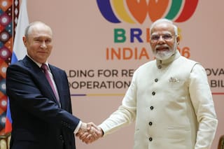 Putin y Modi abordan cooperación Rusia-India antes de cumbre BRICS