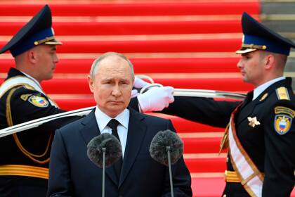 El presidente ruso, Vladimir Putin, llega para pronunciar un discurso en el Kremlin en Moscú, Rusia, el martes 27 de junio de 2023 ante las fuerzas de seguridad