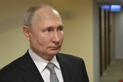 El presidente ruso, Vladimir Putin, responde preguntas de periodistas sobre el acuerdo de granos en Moscú, Rusia, el 13 de julio de 2023.