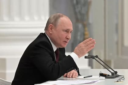 El presidente ruso, Vladimir Putin, se ha puesto bajo la mirada del mundo al ordenar invadir Ucrania