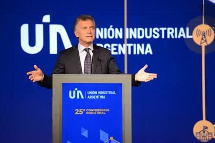 El Presidente se dirigió a representantes del comercio, la industria y la producción