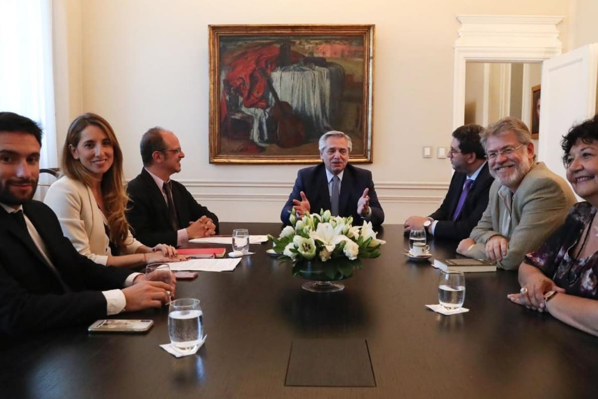 El Presidente se reunió hoy con intelectuales