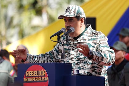 El presidente venezolano, Nicolás Maduro, habla durante un mitin en homenaje a Hugo Chávez, el 13 de abril en Caracas