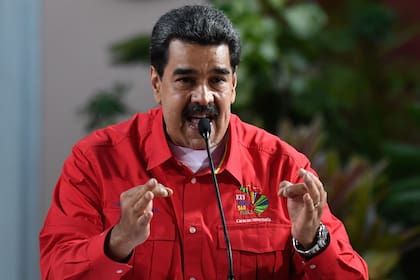 El presidente venezolano, Nicolás Maduro, pronuncia un discurso durante la ceremonia de clausura del Foro de Sao Paulo en el Palacio Presidencial de Miraflores en Caracas el 28 de julio de 2019