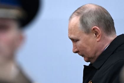 Un jefe de espías reveló cuántos años de vida le quedarían a Vladimir Putin