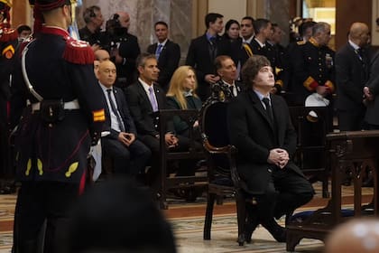 El Presidente y su Gabinete, durante el Tedeum por el Día de la Independencia