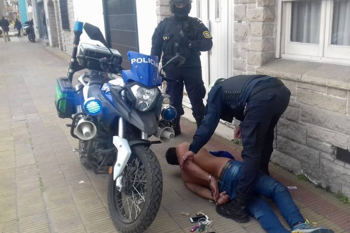 El presunto homicida fue detenido a pocas cuadras de la escena del crimen