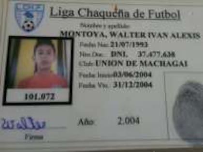 El primer carnet como jugador en la Liga Chaqueña