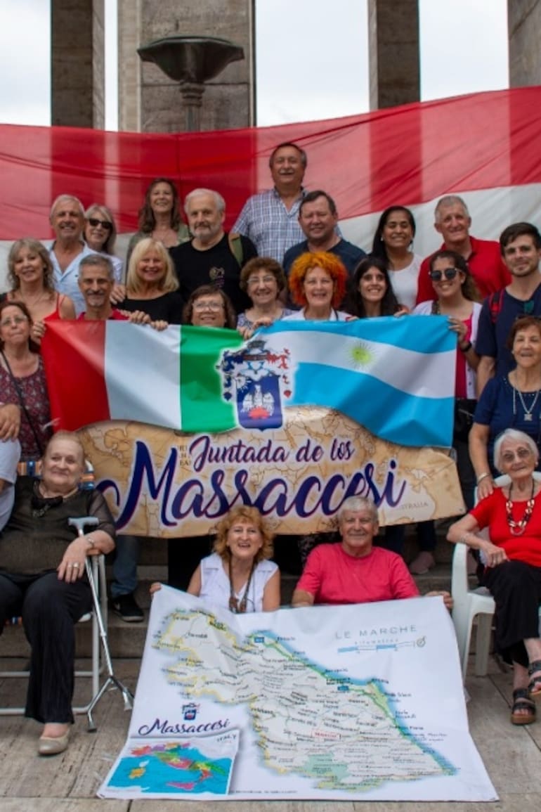 El primer encuentro se realizó el 10 de diciembre de 2022 en el Monumento a la Bandera, en Rosario
