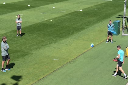 El primer entrenamiento grupal de Liverpool después de la pandemia