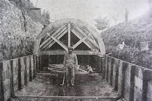 El primer entubamiento de Las Chacras, hacia 1917.