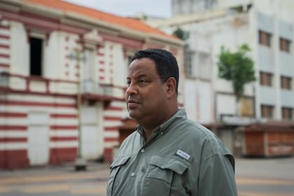“El primer golpe es la sensación de soledad que genera la ciudad”, dijo el alcalde de Maracaibo, Rafael Ramírez. (Marian Carrasquero / NYT)