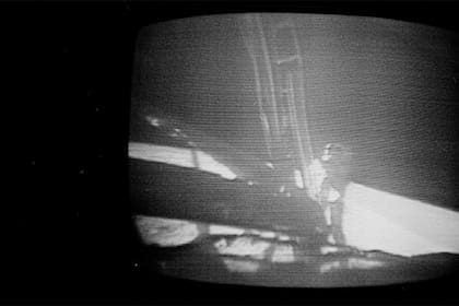 El primer humano pisando la primera vez la Luna