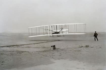El primer intento de los hermanos Wright fue llevado a cabo un 14 de agosto de 1901.