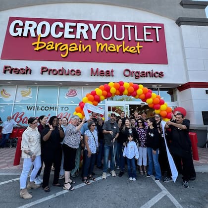 El primer local de Grocery Outlet abrió en San Francisco en 1946 con el nombre “Cannery Sales”