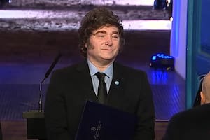 Milei encabeza un acto en Tucumán por el Día de la Independencia junto a 13 gobernadores