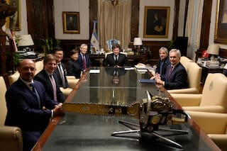 Milei se reunió en Casa Rosada con autoridades de Tesla y de una empresa de IA