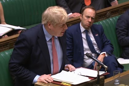Boris Johnson participó de una sesión de control parlamentario antes de conocer que tenía coronavirus