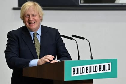 El primer ministro británico anunció hoy un plan de inversiones públicas para salir de la crisis
