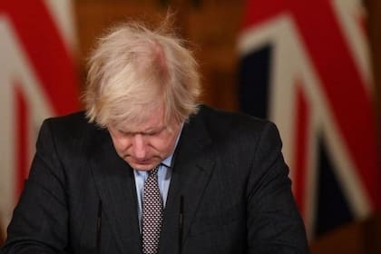 El primer ministro británico, Boris Johnson, enfrenta una crisis política a causa de las fiestas que celebró en plena cuarentena