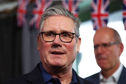 El primer ministro británico, Keir Starmer, descartó dimitir