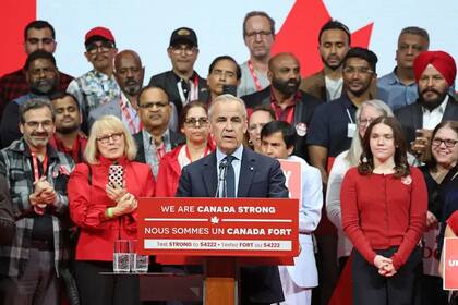 El primer ministro canadiense Mark Carney se presentó ante los votantes como antagonista a Trump y logró un triunfo que parecía improbable