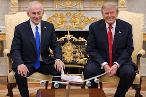 Trump recibió por separado a Zelensky y a Netanyahu, y un detalle no pasó desapercibido en Washington